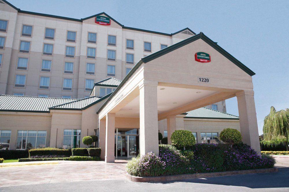 Courtyard By Marriott San Luis Potosi Hotel Exterior photo
