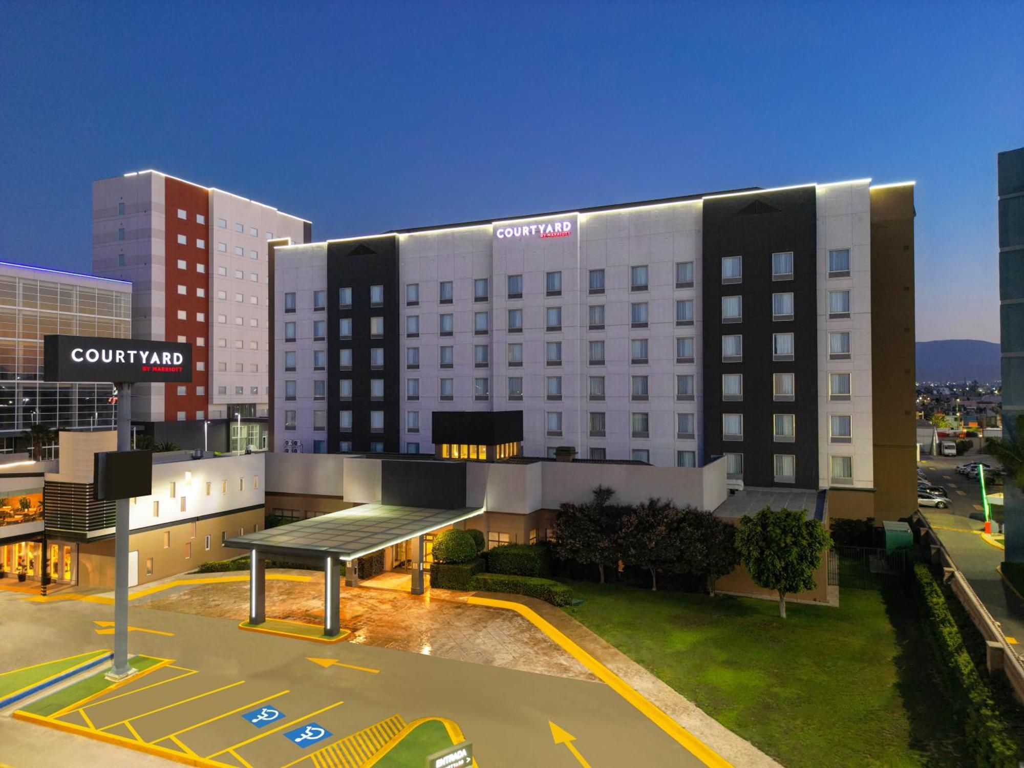 Courtyard By Marriott San Luis Potosi Hotel Exterior photo